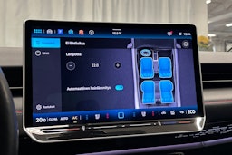 valkoinen Volkswagen ID.7 2025 kuva 32.