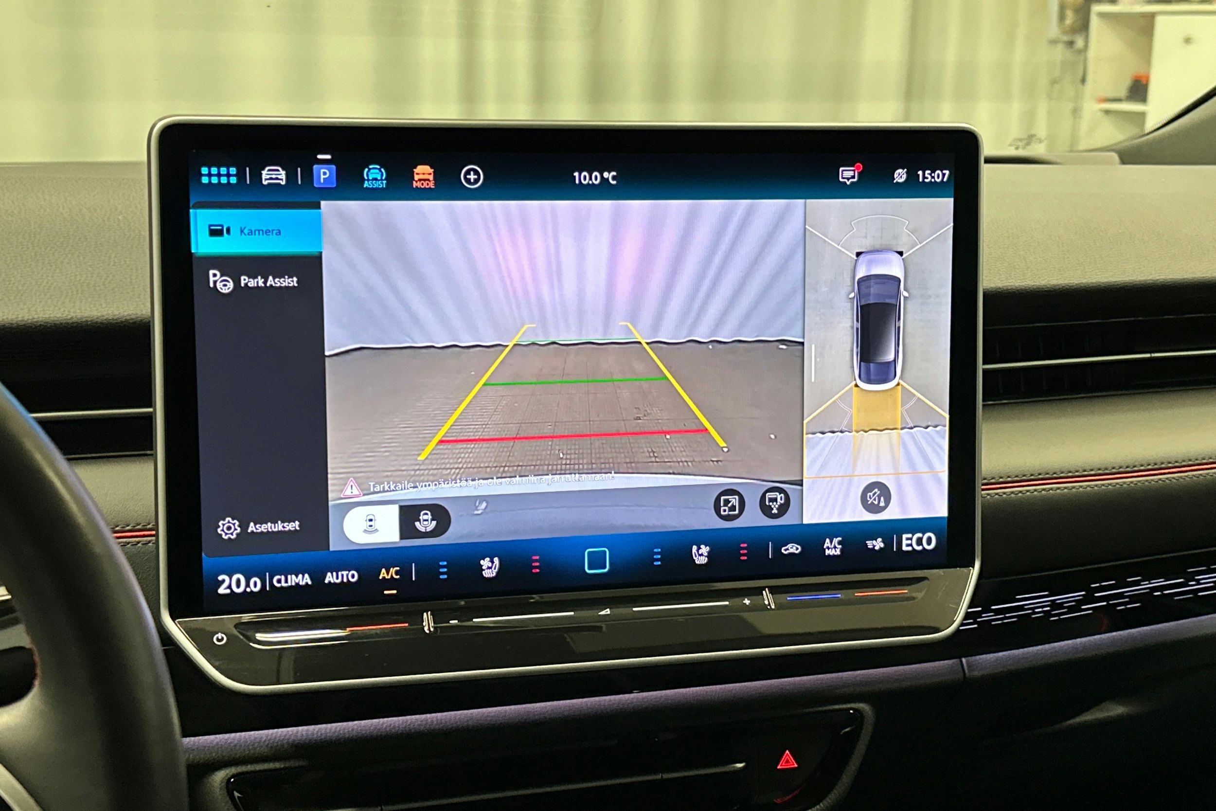 valkoinen Volkswagen ID.7 2025 kuva 37.