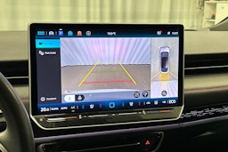 valkoinen Volkswagen ID.7 2025 kuva 37.