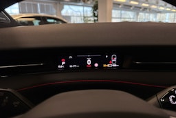 valkoinen Volkswagen ID.7 2025 kuva 15.