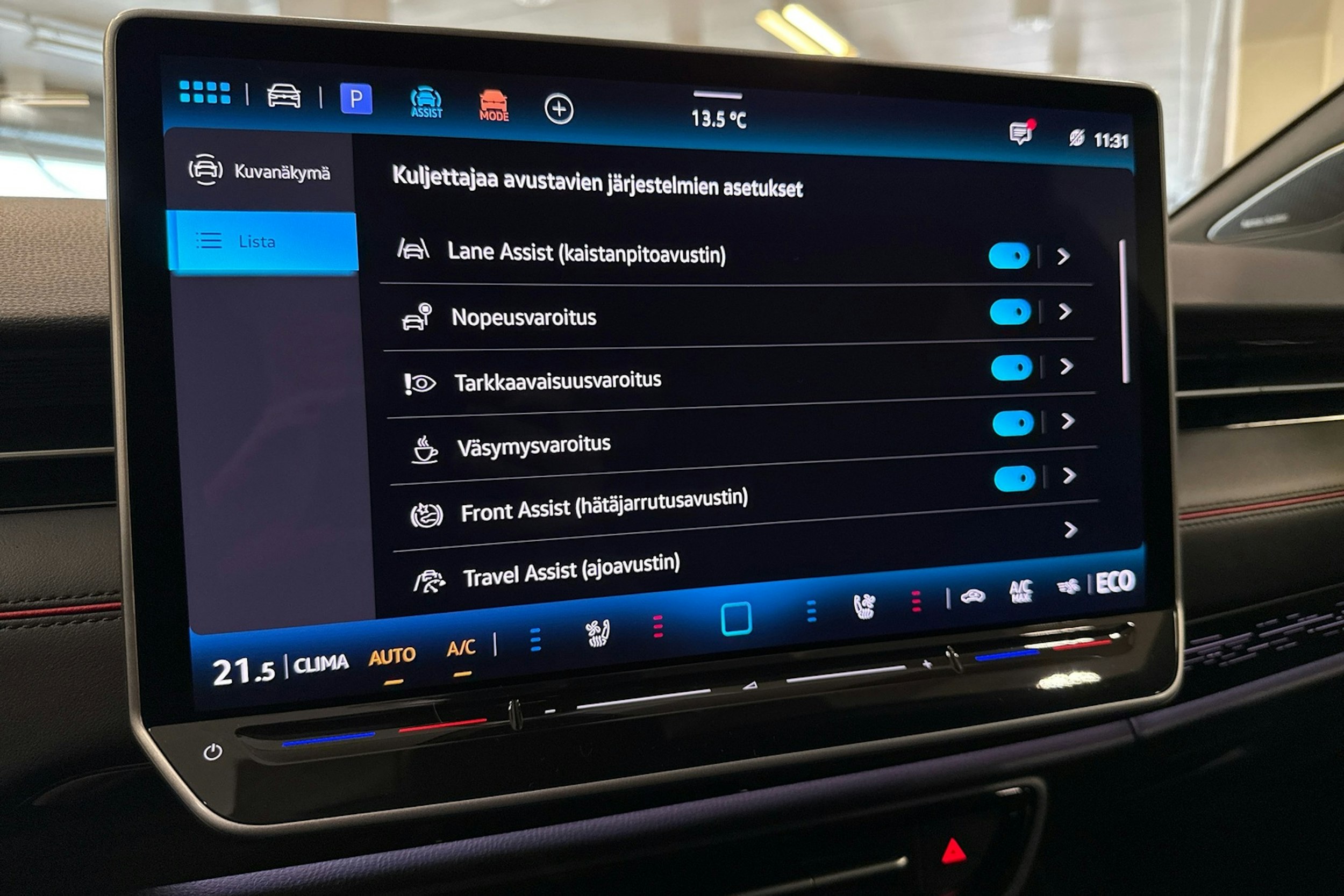 valkoinen Volkswagen ID.7 2025 kuva 25.