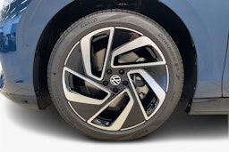 sininen Volkswagen ID.7 2025 kuva 9.