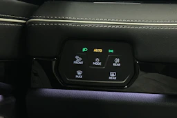 musta Volkswagen ID.7 2025 kuva 13.