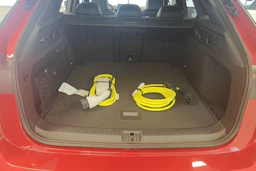 met. punainen Volkswagen ID.7 2026 kuva 10.