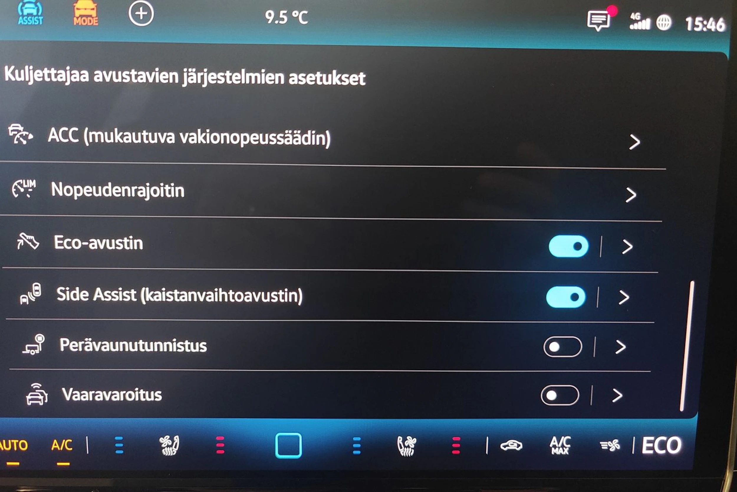 met. punainen Volkswagen ID.7 2026 kuva 15.