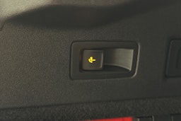 punainen Volkswagen ID.7 2025 kuva 15.