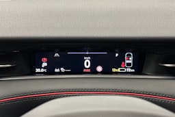 punainen Volkswagen ID.7 2025 kuva 21.