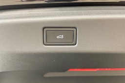 musta Volkswagen ID.7 2025 kuva 15.