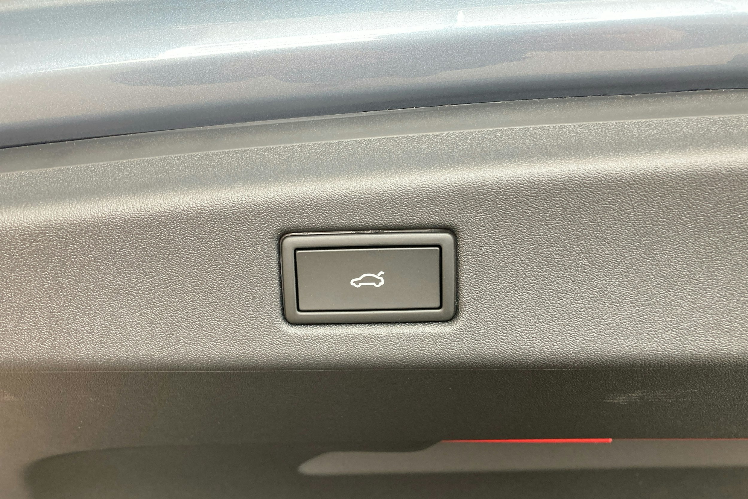 sininen Volkswagen ID.7 2025 kuva 17.