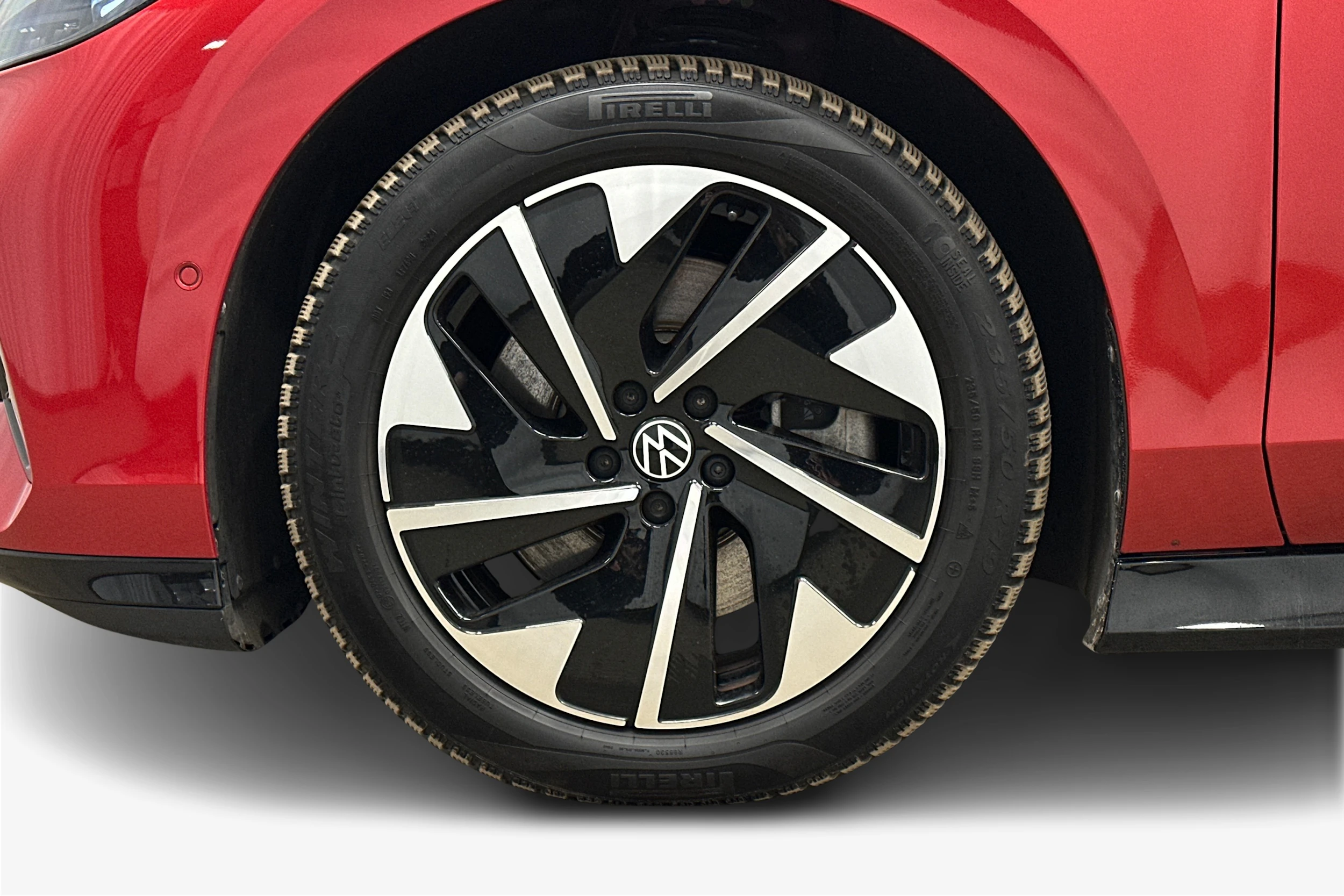 punainen Volkswagen ID.7 2025 kuva 9.