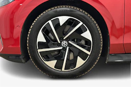 punainen Volkswagen ID.7 2025 kuva 9.