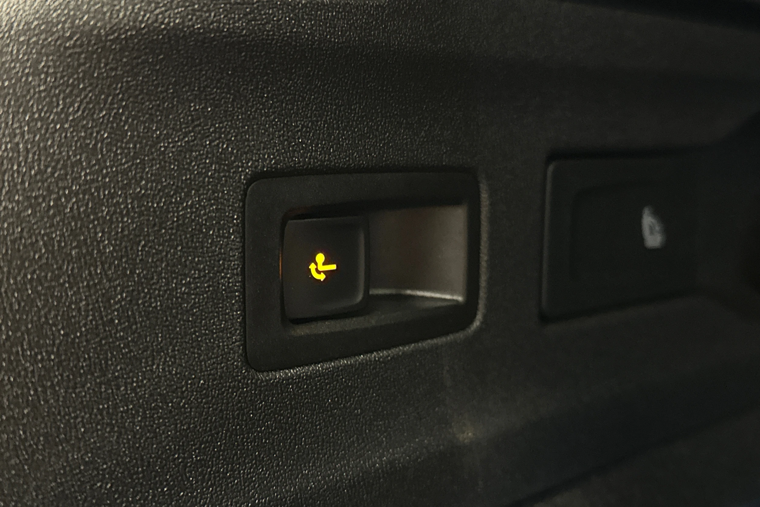 punainen Volkswagen ID.7 2025 kuva 13.