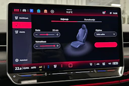 punainen Volkswagen ID.7 2025 kuva 32.