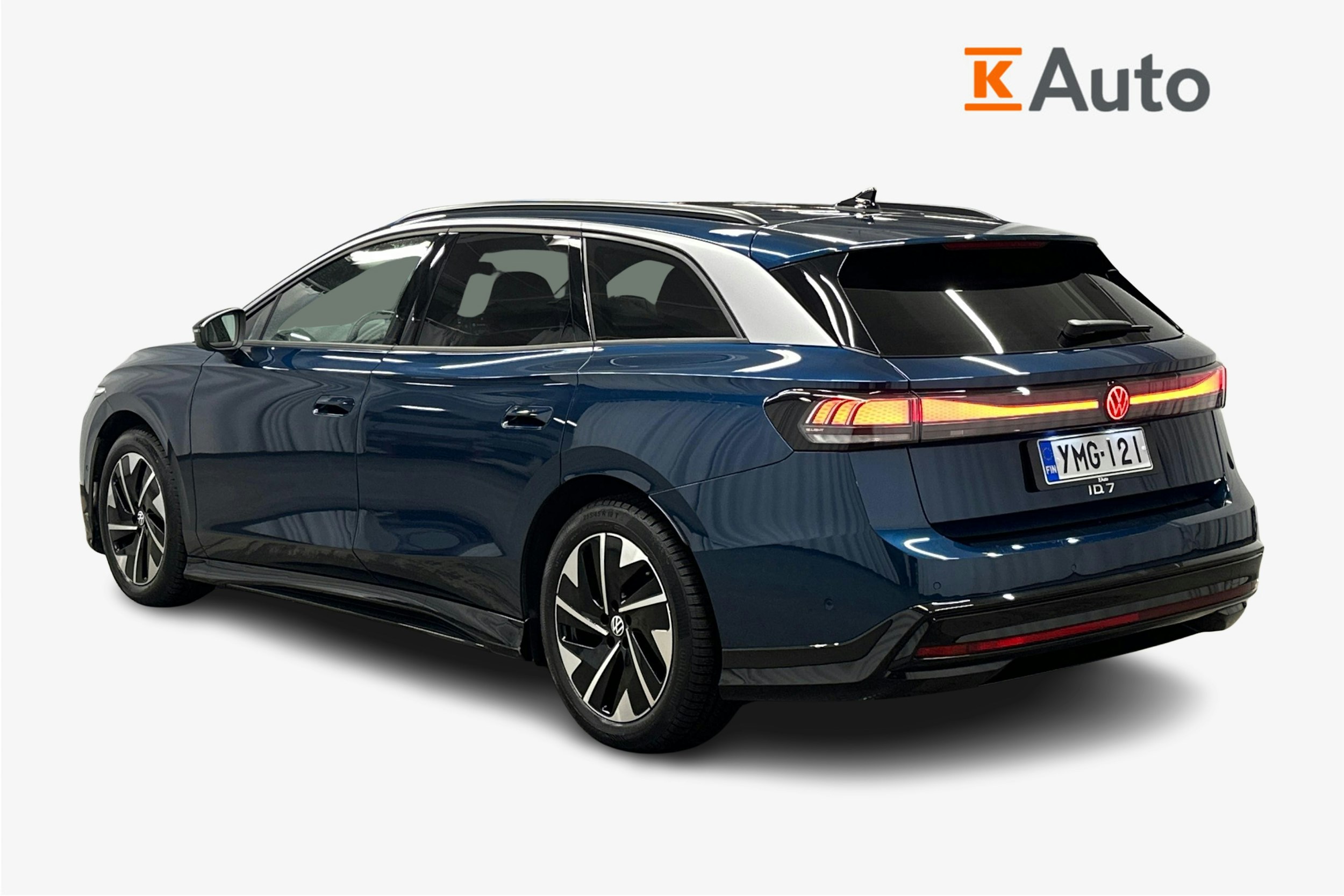 sininen Volkswagen ID.7 2025 kuva 2.