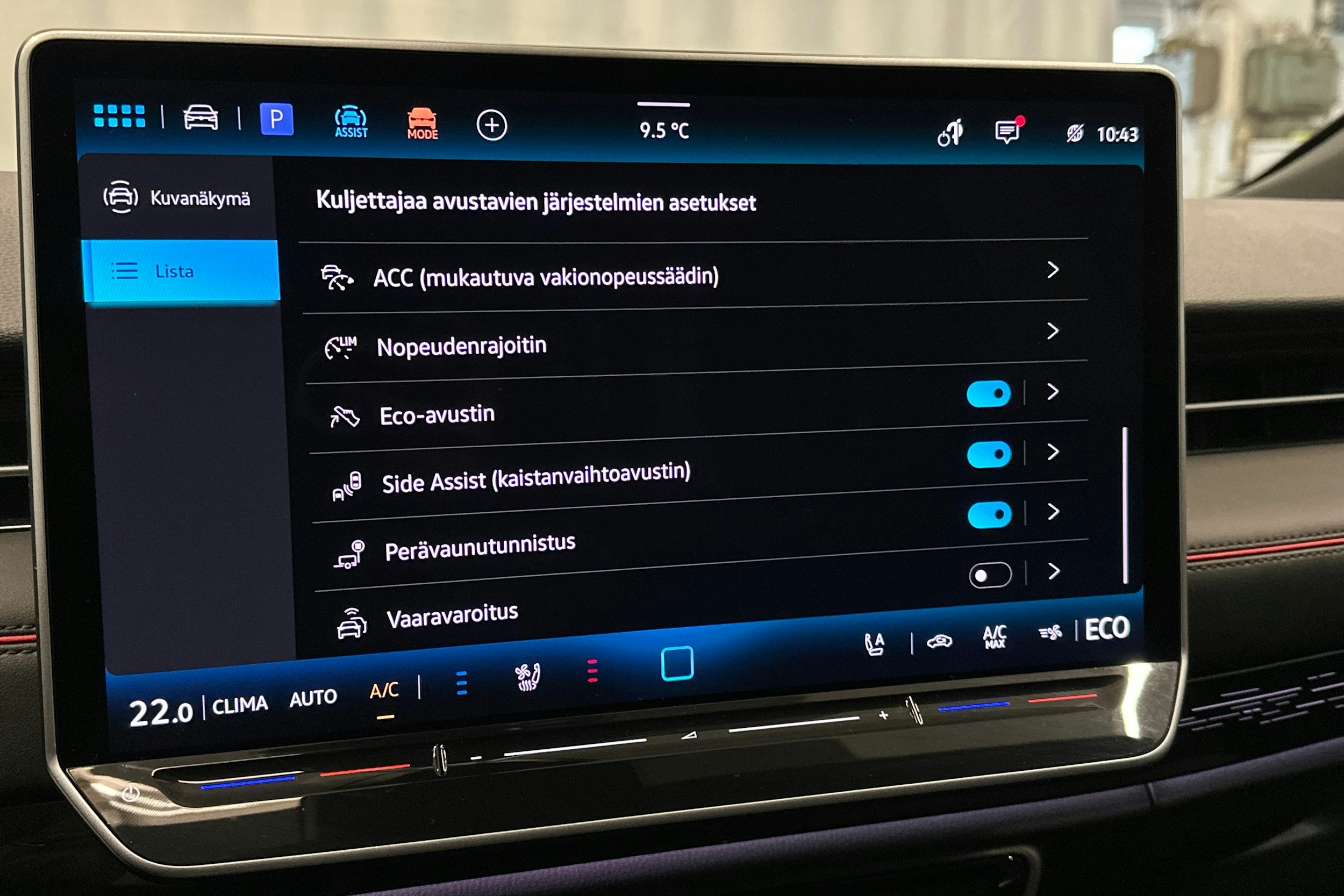 punainen Volkswagen ID.7 2025 kuva 19.