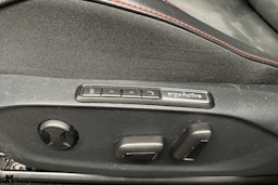 punainen Volkswagen ID.7 2025 kuva 27.