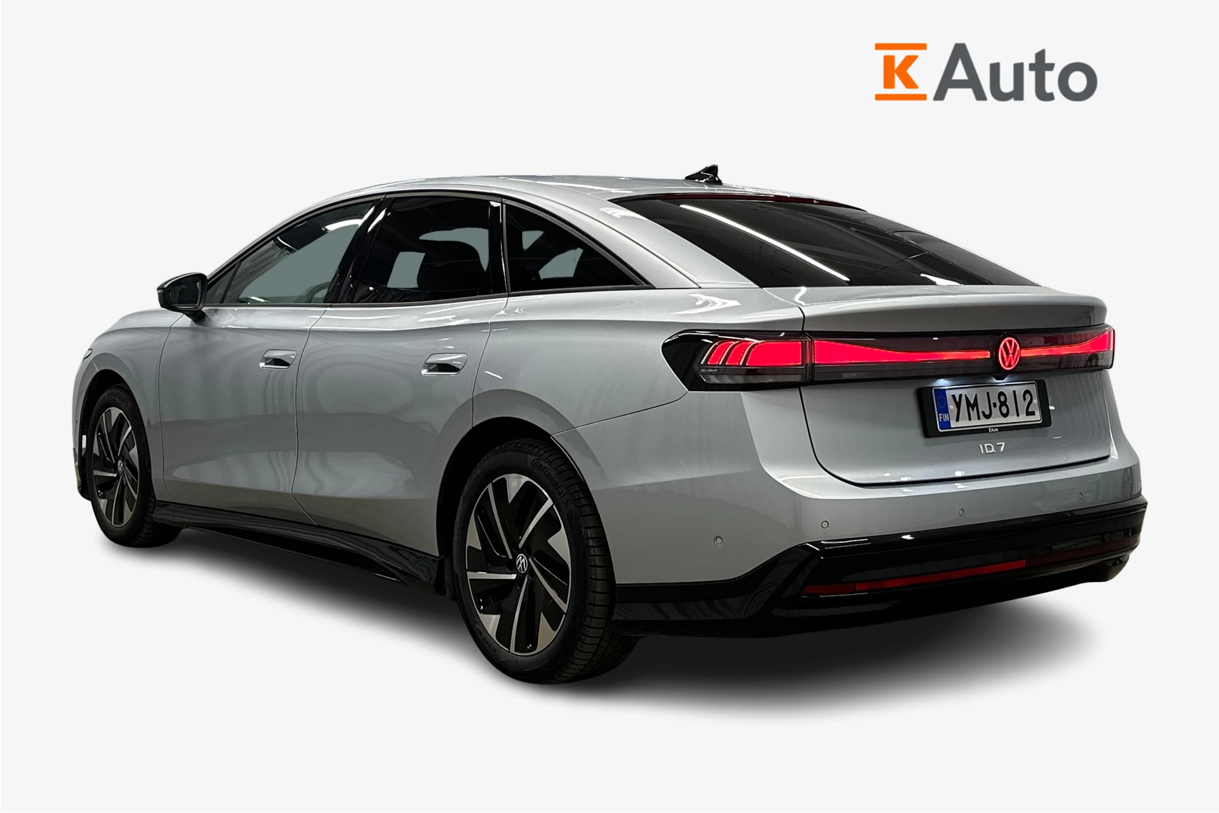 harmaa Volkswagen ID.7 2025 kuva 2.