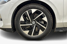 harmaa Volkswagen ID.7 2025 kuva 9.