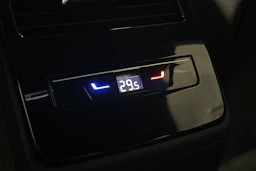 harmaa Volkswagen ID.7 2025 kuva 14.