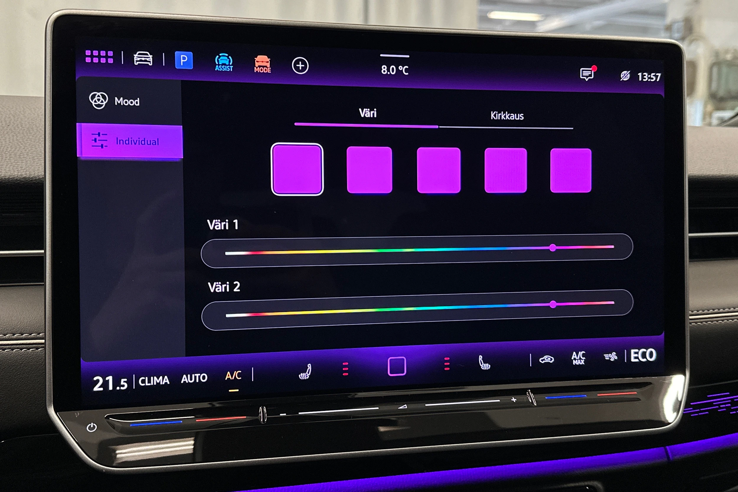 harmaa Volkswagen ID.7 2025 kuva 30.