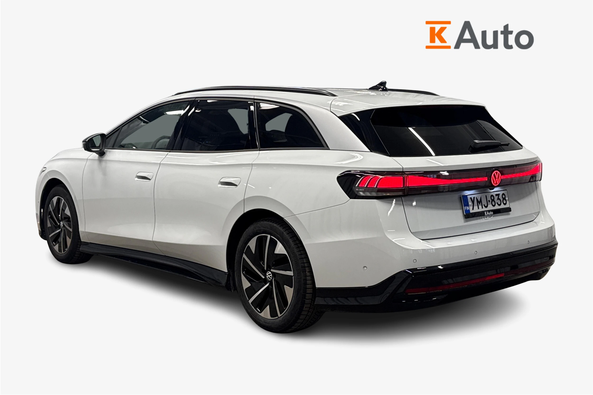 valkoinen Volkswagen ID.7 2025 kuva 2.