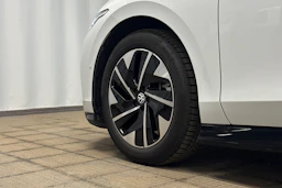 valkoinen Volkswagen ID.7 2025 kuva 13.