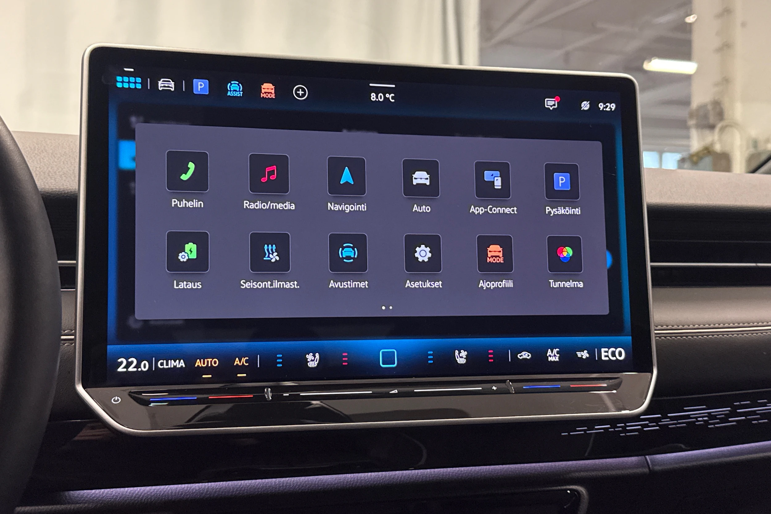 valkoinen Volkswagen ID.7 2025 kuva 27.