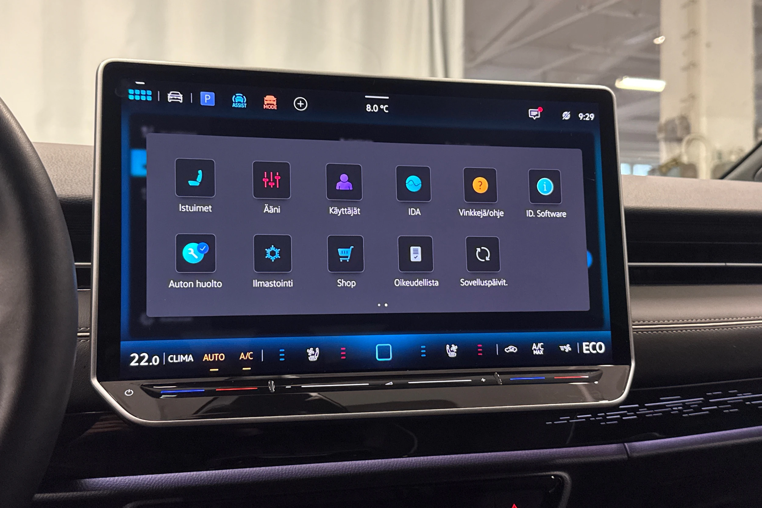 valkoinen Volkswagen ID.7 2025 kuva 28.