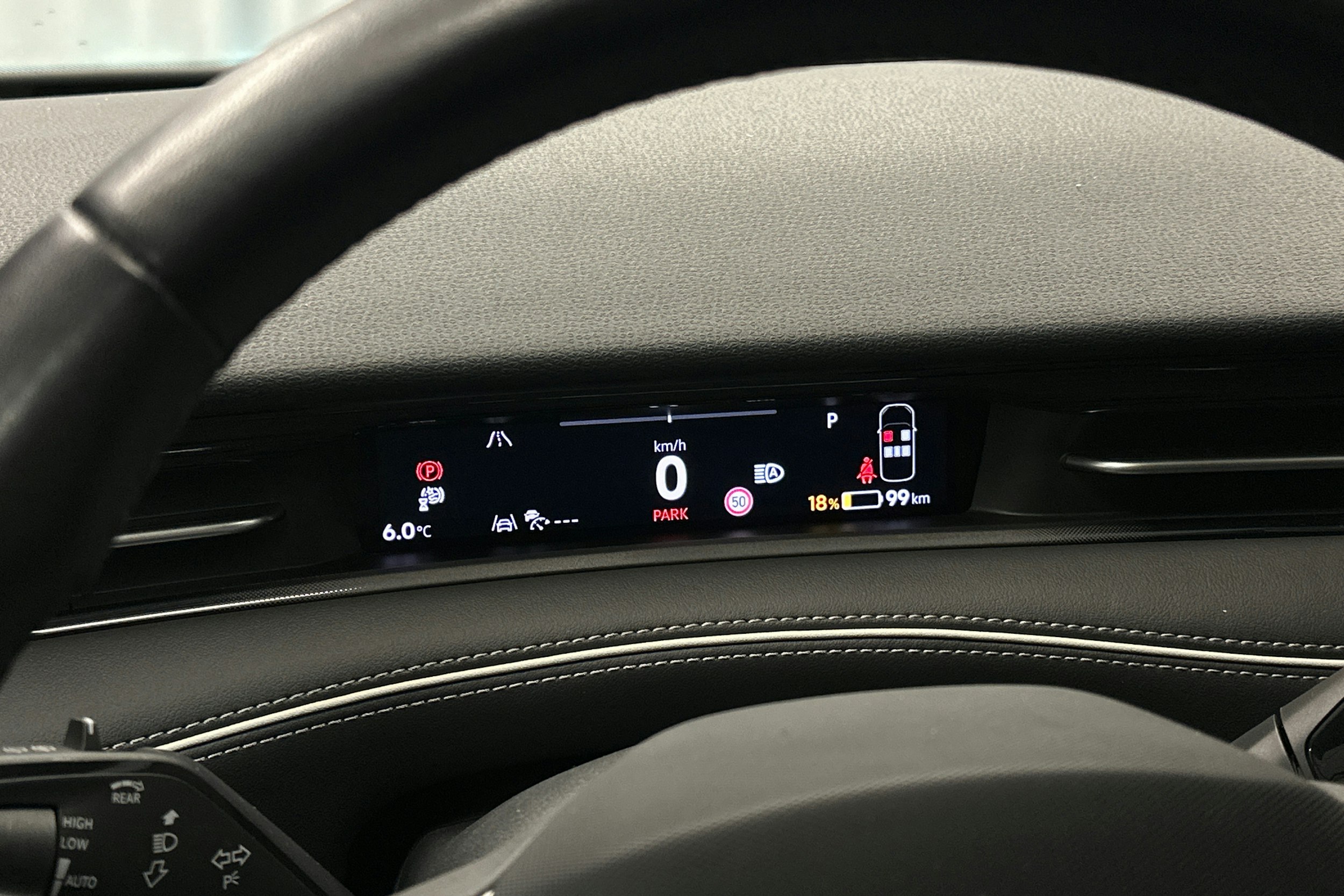 harmaa Volkswagen ID.7 2025 kuva 16.