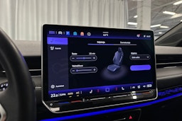 harmaa Volkswagen ID.7 2025 kuva 25.