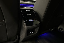 harmaa Volkswagen ID.7 2025 kuva 29.