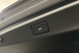 harmaa Volkswagen ID.7 2025 kuva 32.