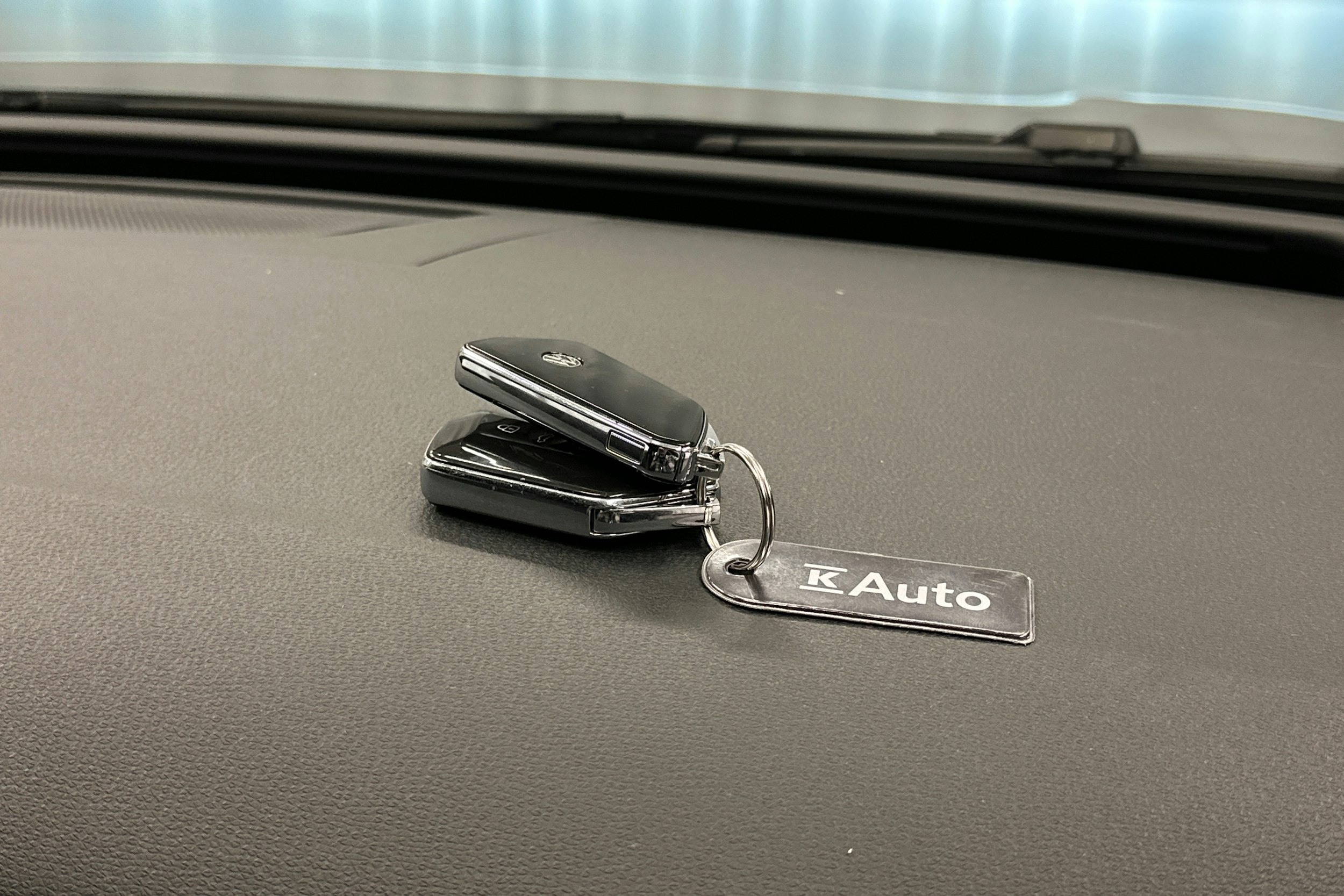 harmaa Volkswagen ID.7 2025 kuva 33.