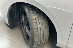 harmaa Volkswagen ID.7 2025 kuva 36.