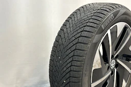 harmaa Volkswagen ID.7 2025 kuva 38.