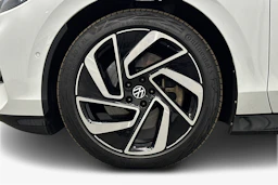 valkoinen Volkswagen ID.7 2025 kuva 9.