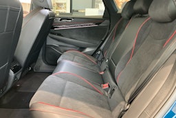 sininen Volkswagen ID.7 2025 kuva 8.