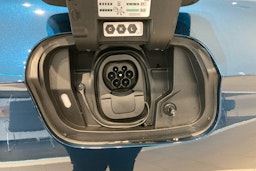 sininen Volkswagen ID.7 2025 kuva 24.