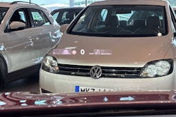 punainen Volkswagen ID.7 2025 kuva 12.
