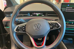 musta Volkswagen ID.7 2025 kuva 14.