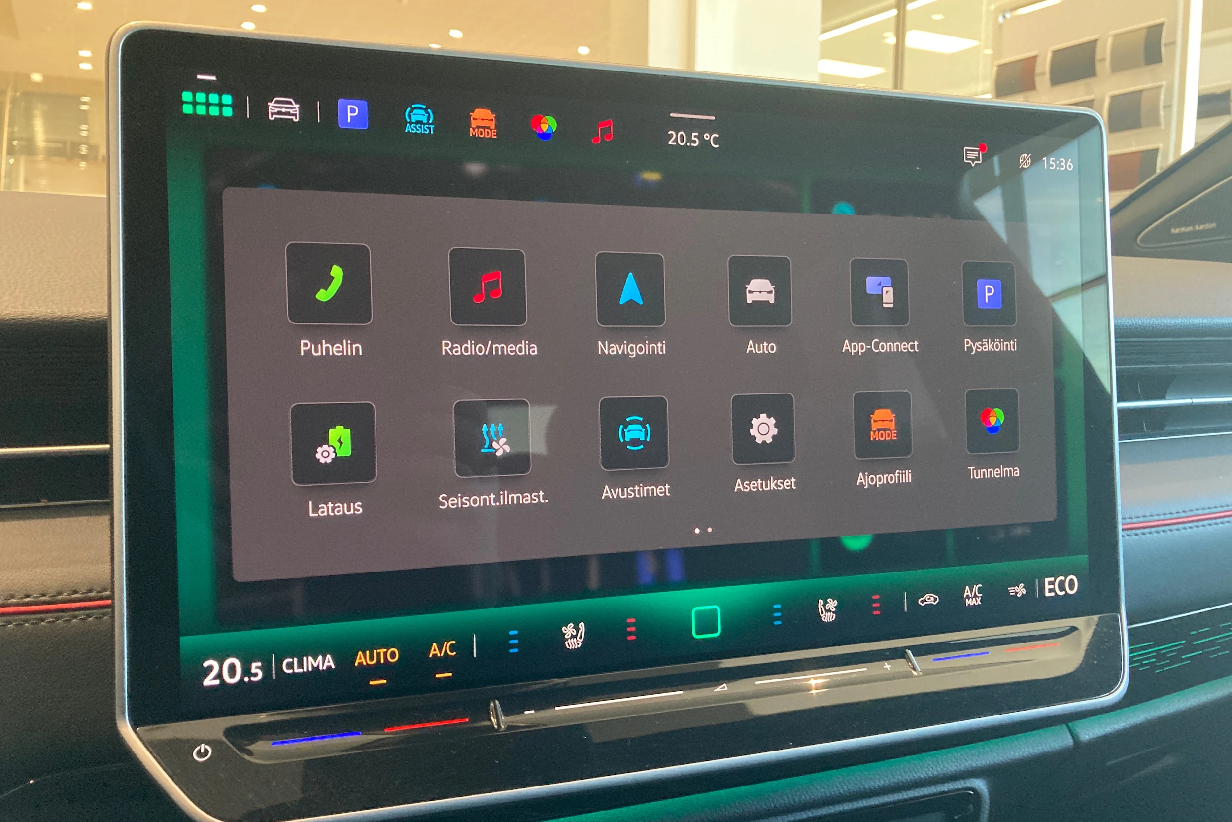 musta Volkswagen ID.7 2025 kuva 17.