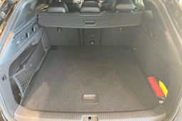 musta Volkswagen ID.7 2025 kuva 22.