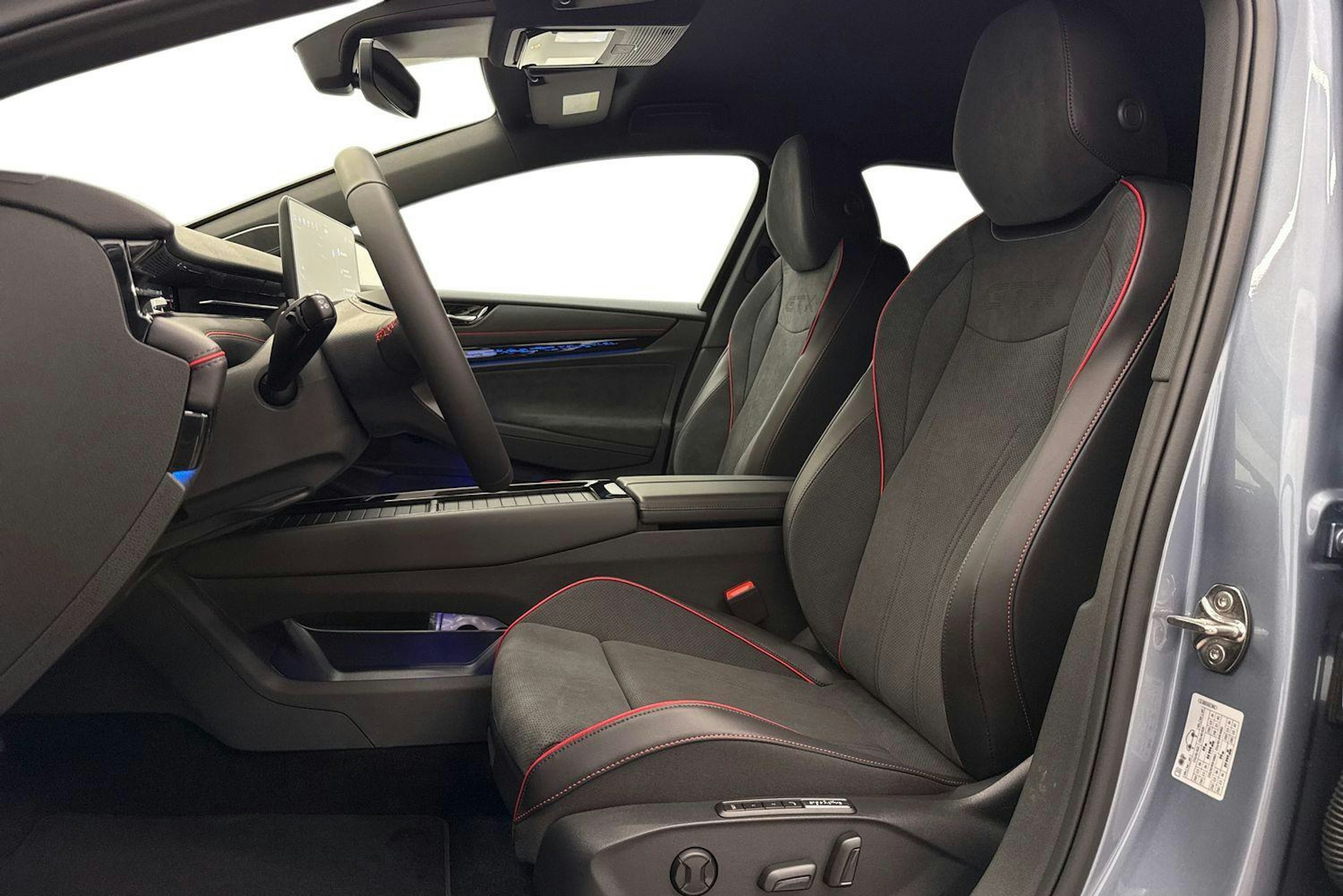 met. sininen Volkswagen ID.7 2025 kuva 7.