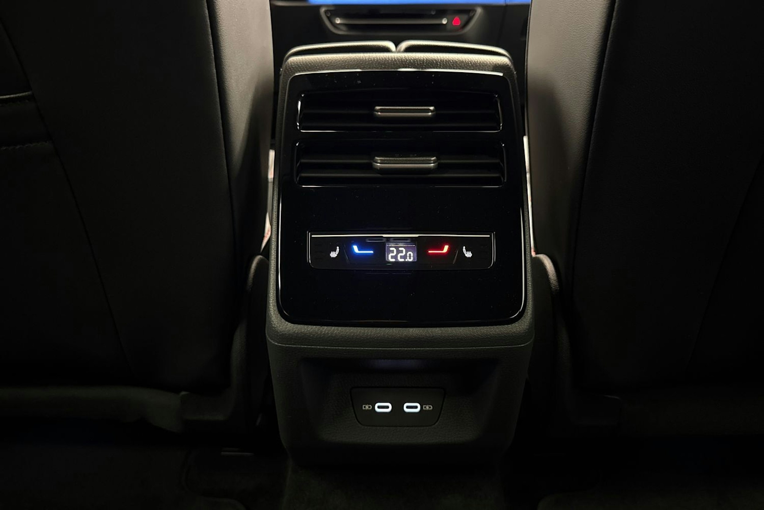 met. sininen Volkswagen ID.7 2025 kuva 16.