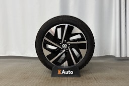 punainen Volkswagen ID.7 2025 kuva 13.