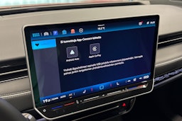 punainen Volkswagen ID.7 2025 kuva 24.