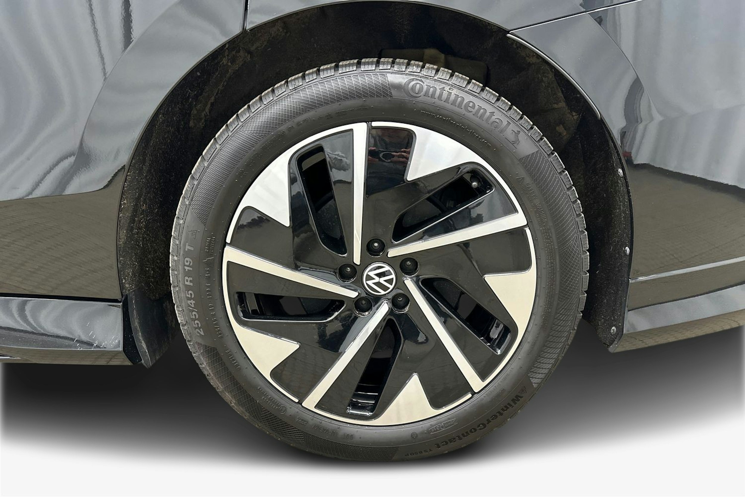 musta Volkswagen ID.7 2025 kuva 11.