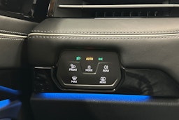 sininen Volkswagen ID.7 2025 kuva 17.