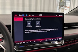 punainen Volkswagen ID.7 2025 kuva 29.