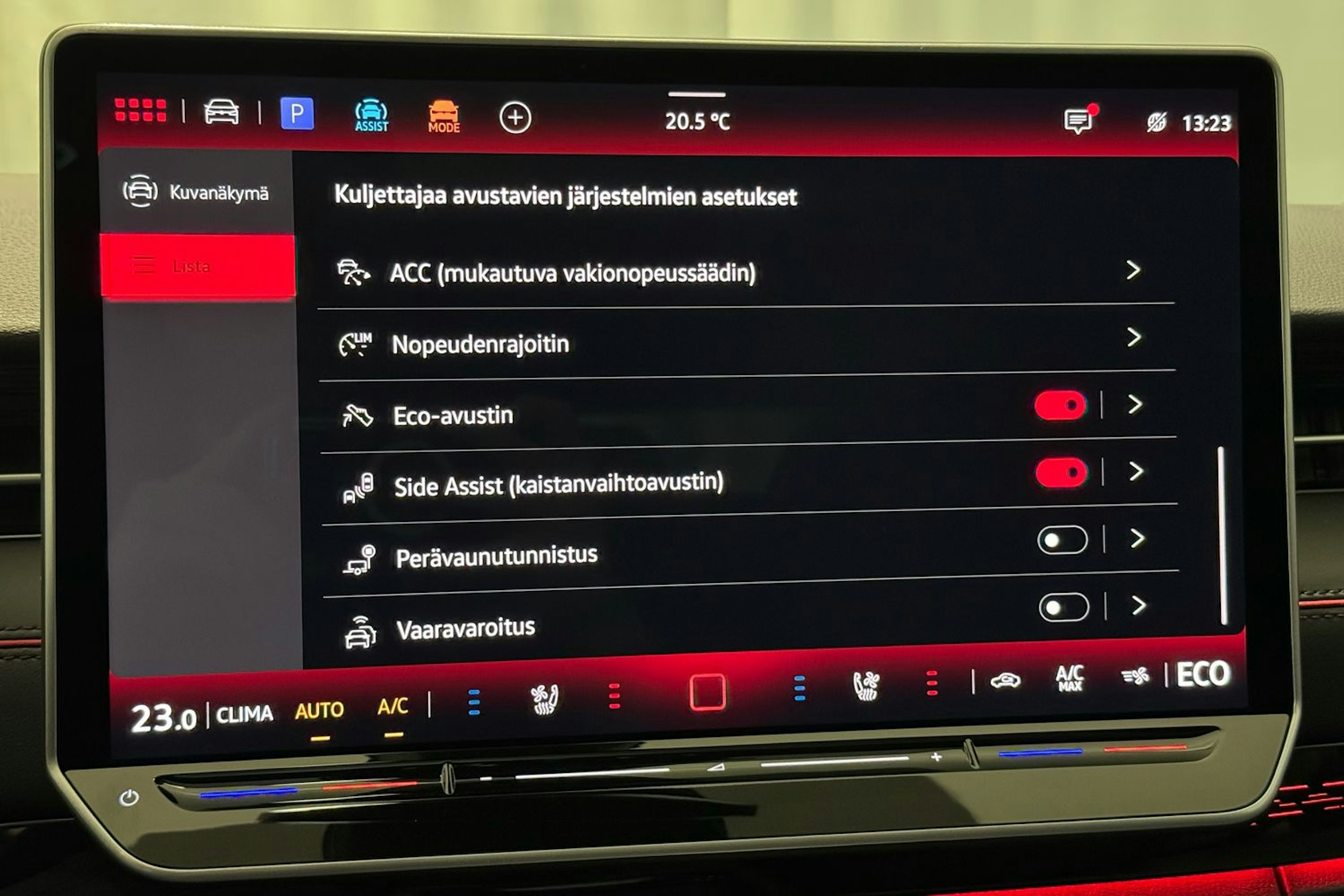 met. valkoinen Volkswagen ID.7 2025 kuva 29.